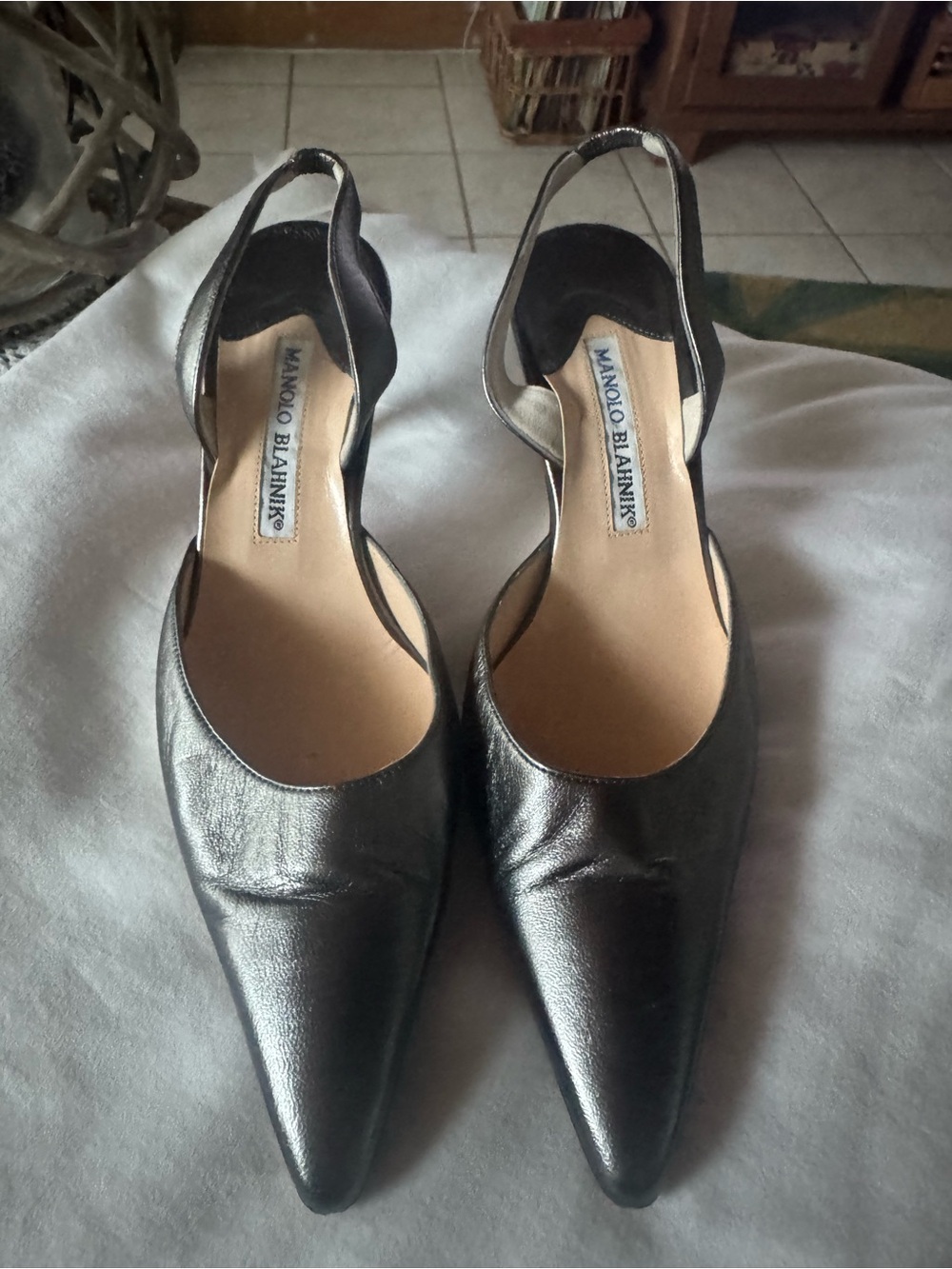 Manolo Blahnik Carolyne Metallic Silver Slingback Pointed Toe Pumps